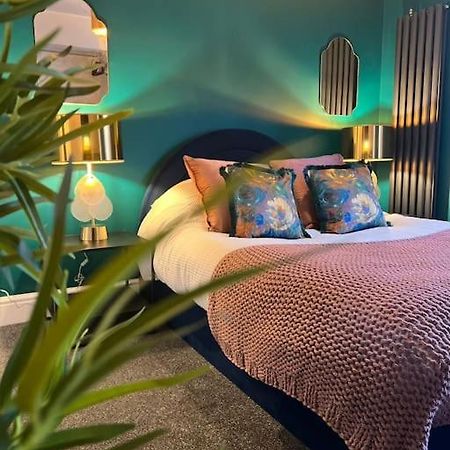Canalside Terrace-Boutique Stay Worcester City Екстер'єр фото