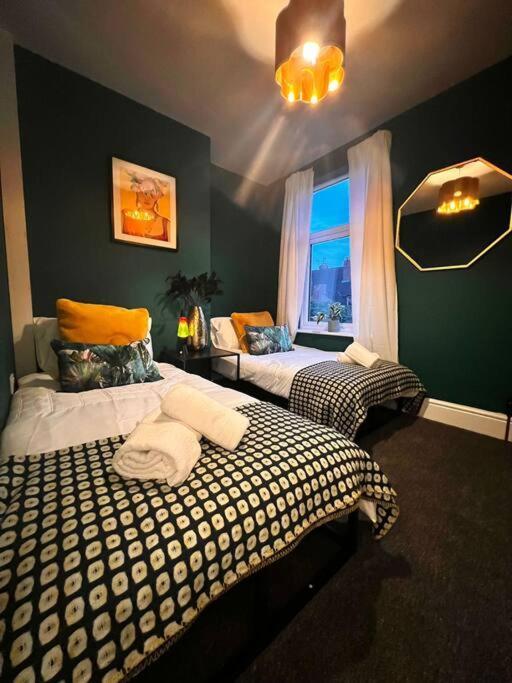 Canalside Terrace-Boutique Stay Worcester City Екстер'єр фото