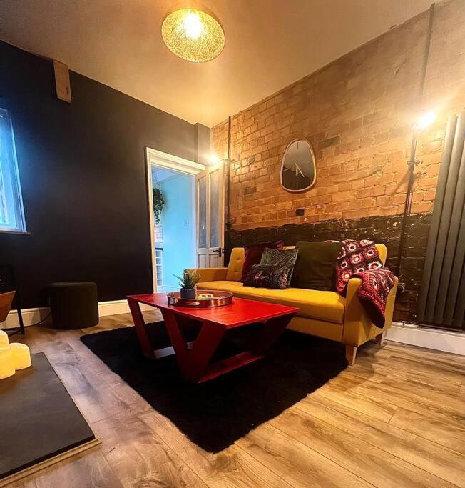 Canalside Terrace-Boutique Stay Worcester City Екстер'єр фото